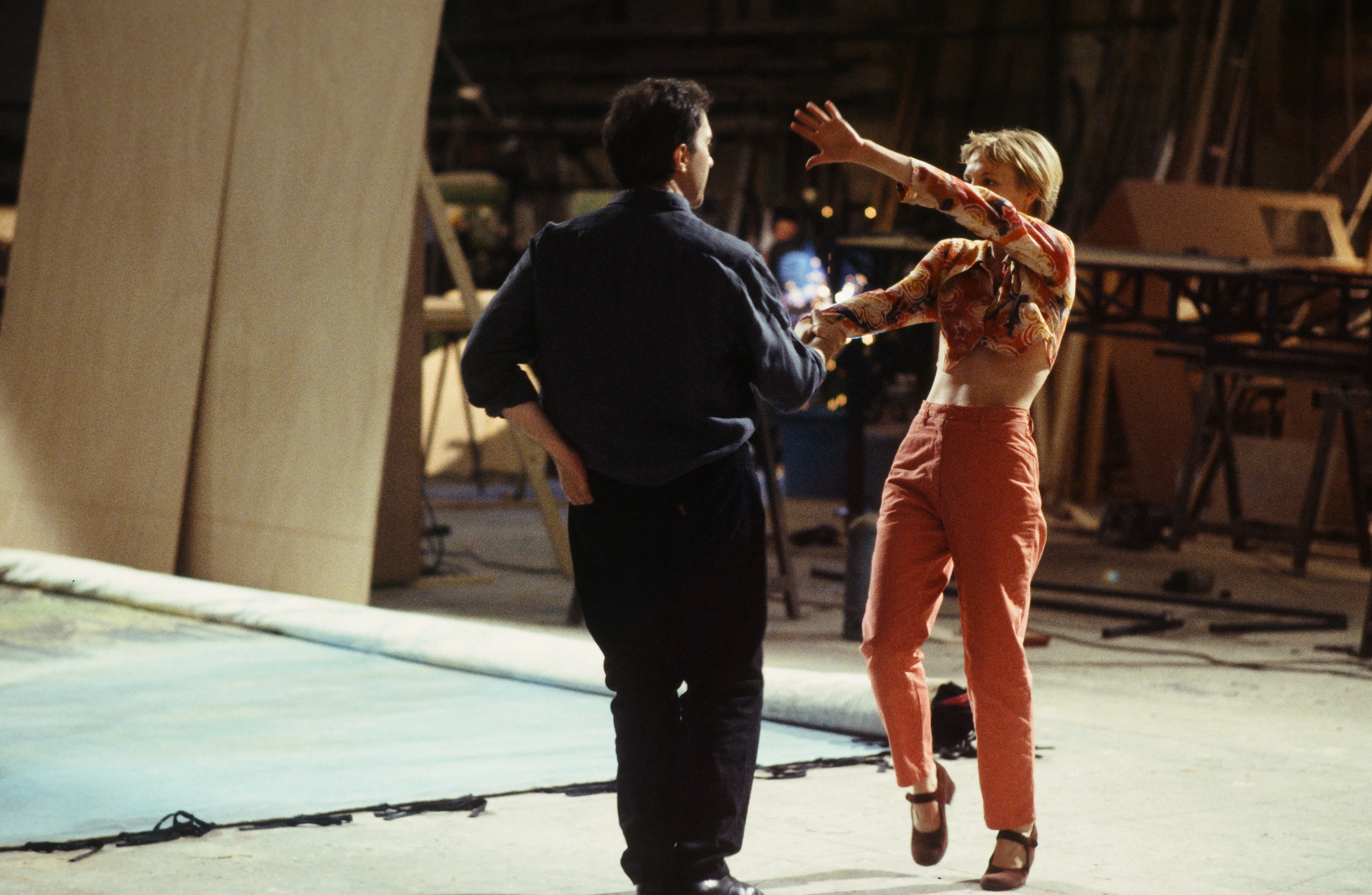 高、低与脆弱之间